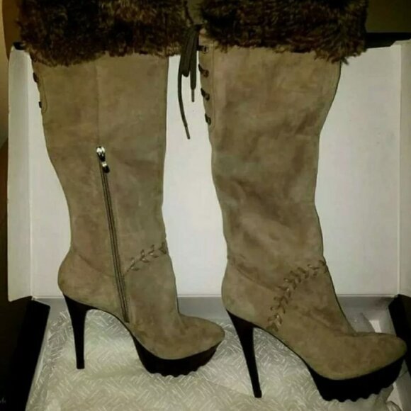 Guess by Marciano Women's Boots, sz 8 1/2 - Picture 1 of 3